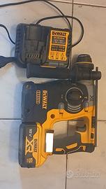 DEWALT TRAPANO A BATTERIE
