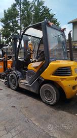 Carrello elevatore diesel 4000 kg marca Om