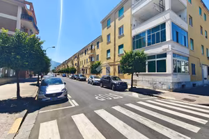 2 LOCALI A POMIGLIANO D'ARCO