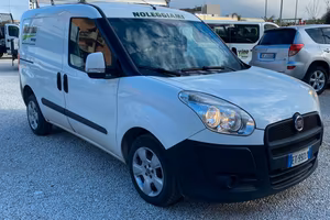 FIAT DOBLO' SEMINUOVO