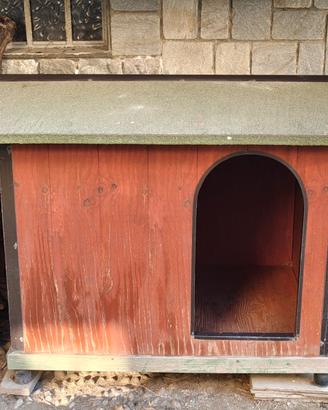 Cuccia coibentata in legno cani medio grandi