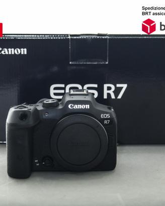 CANON EOS R7