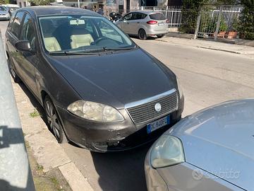 Fiat Croma 1.9 MJT 150 Cv