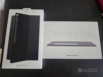 Samsung Tab S10 FE+ 5G con Book Cover Keyboard