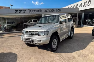 Mitsubishi Pajero 2.5 TDI 3p. GLX 2002 / KM 220.00