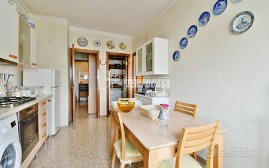 APPARTAMENTO GRANDE IN CENTRO !!