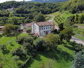 CASA SEMINDIPENDENTE A SAN VITO DI LEGUZZANO