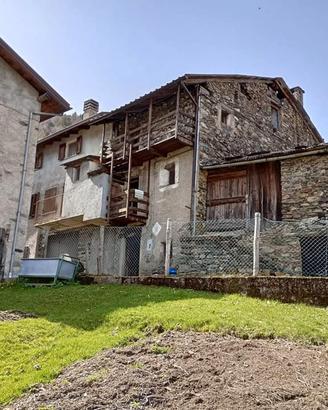 Rustico con ampio terreno Val Gerola