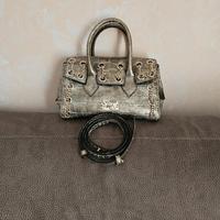 Borsetta in pelle dorata 