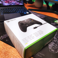 Xbox wireless controller e kit play & charge