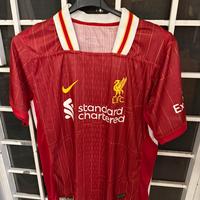Maglia Liverpool 24/25 non faccio spedizioni
