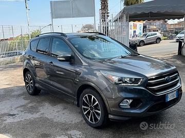 FORD KUGA 2.0 TDCI 150 CV S&S 2WD ST-LINE