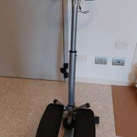 Stepper con manubrio