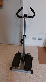 Stepper con manubrio