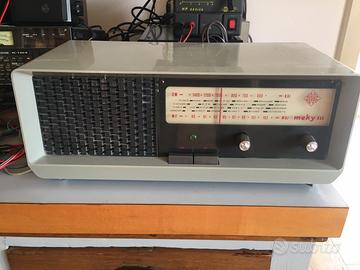 Radio design telefunken Meky III