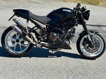 Ducati monster s2r 1000