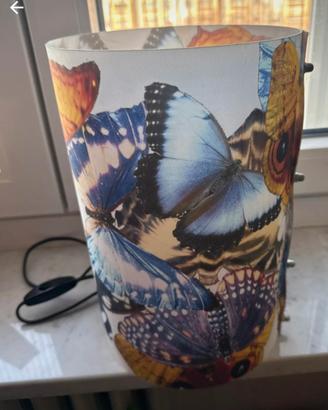 Lampada con farfalle