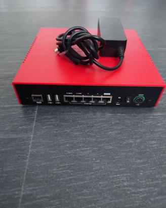 Firewall WatchGuard Firebox T35 MS3AE5
