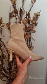 stivaletto elasticizzato taglia 38
