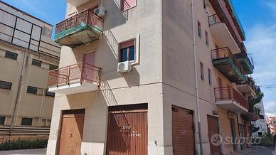 Piccolo condominio pressi tisia