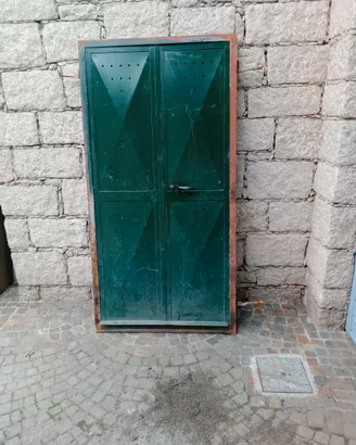 porta in ferro