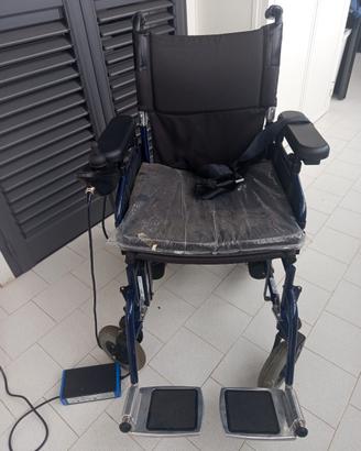 carrozzina elettrica per invalidi