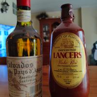 Bottiglie collezione Lancers e Calvados du Pays 