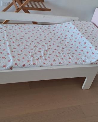 Lettino Ikea allungabile con materasso