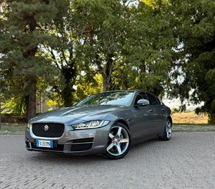 Jaguar XE 2.0d Prestige 180cv