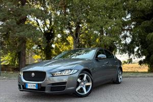 Jaguar XE 2.0d Prestige 180cv