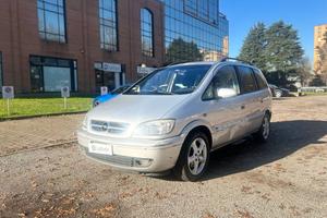 Opel Zafira Zafira 1.8 16v Sport Design 7 POSTI!