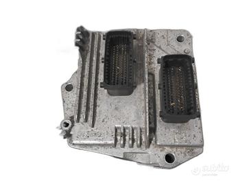 CENTRALINA MOTORE OPEL Astra H Berlina 12230740 Z1