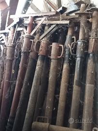 Materiale edile vario per ponteggi