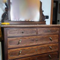 Cassettiera antica con specchiera in legno