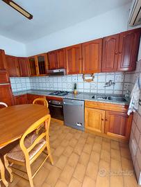 cucina componibile in ciliegio