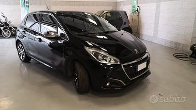 Peugeot 208 unico proprietario