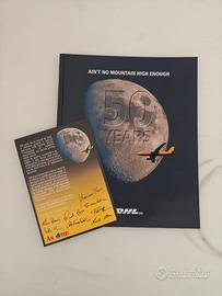 Libro 50 anni DHL, con volantino firmato