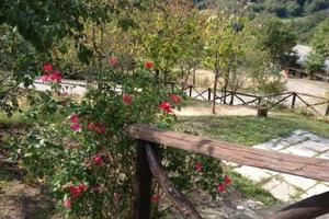 Villetta con terreno e vista panoramica