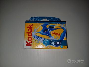 Kodak Sport Usa e Getta a Rullino impermeabile