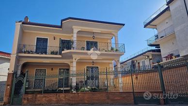 BIFAMILIARE A FRATTAMAGGIORE