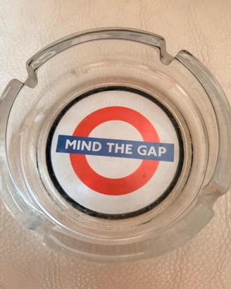 Posacenere Mind the Gap