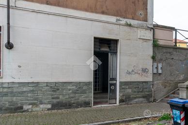 MAGAZZINO A CASALE MONFERRATO