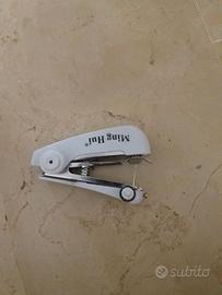 Mini macchina da cucire