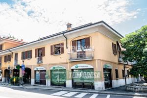 centro trilocale con balconi, cantina e box