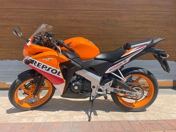 Honda CBR 125 - 2015