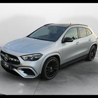 MERCEDES-BENZ GLA 200 d AMG Line Premium auto