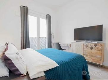 Bilocale Corso Lione 370 euro Ristrutturato