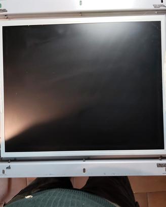 monitor 17"