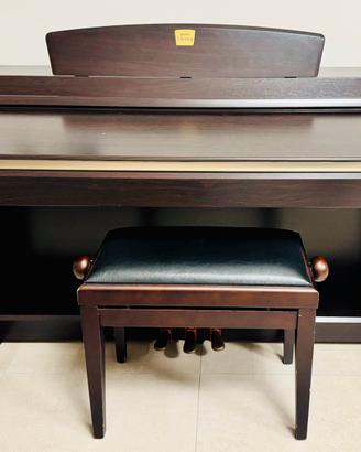 Pianoforte Yamaha Clavinova CLP-240