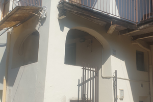 Casa di corte "Strona" co terreni adiaenti